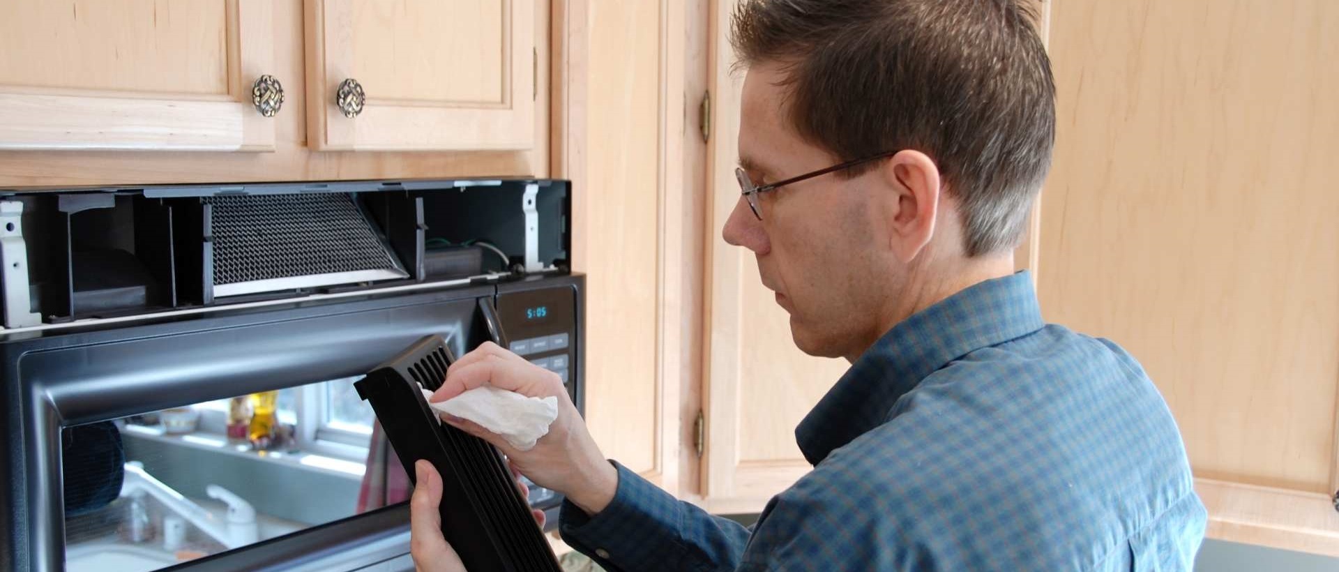 Kitchen fitters DA12